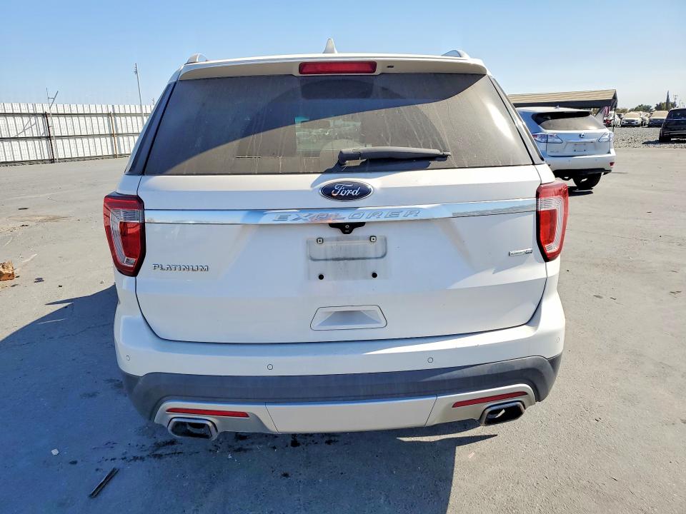 2016 Ford Explorer მანქანა იყიდება აუქციონზე, vin: 1FM5K8HT7GGC72412, აუქციონის ნომერი: 70819216