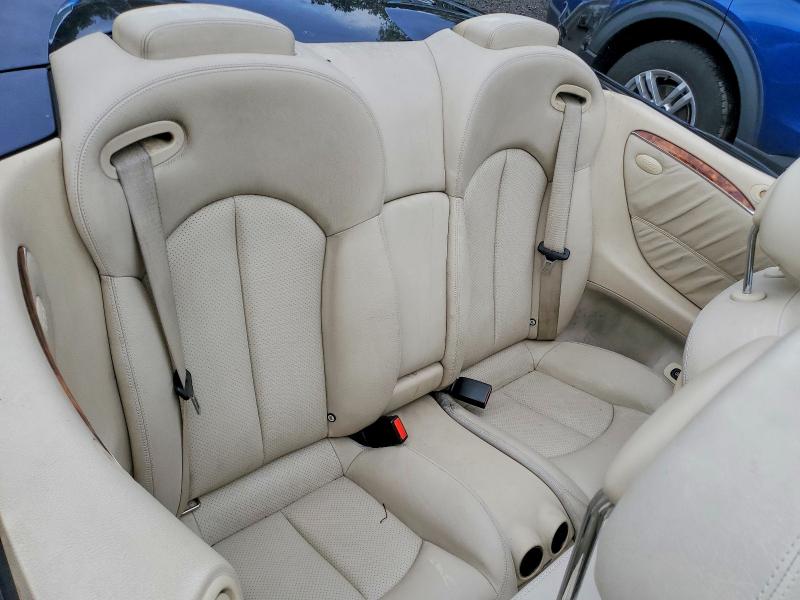 70292556 :رقم المزاد ، WDBTK65G84T023500 vin ، 2004 Mercedes-benz Clk مزاد بيع