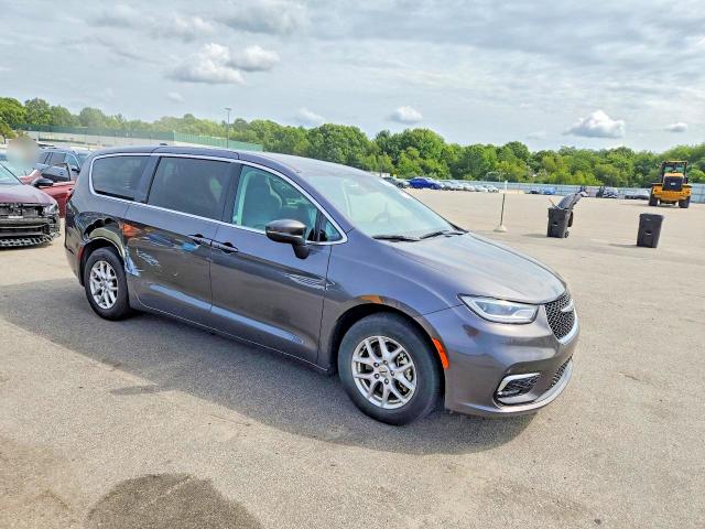Продаж на аукціоні авто 2023 Chrysler Pacifica, vin: 2C4RC1BG5PR546758, номер лоту: 67501006