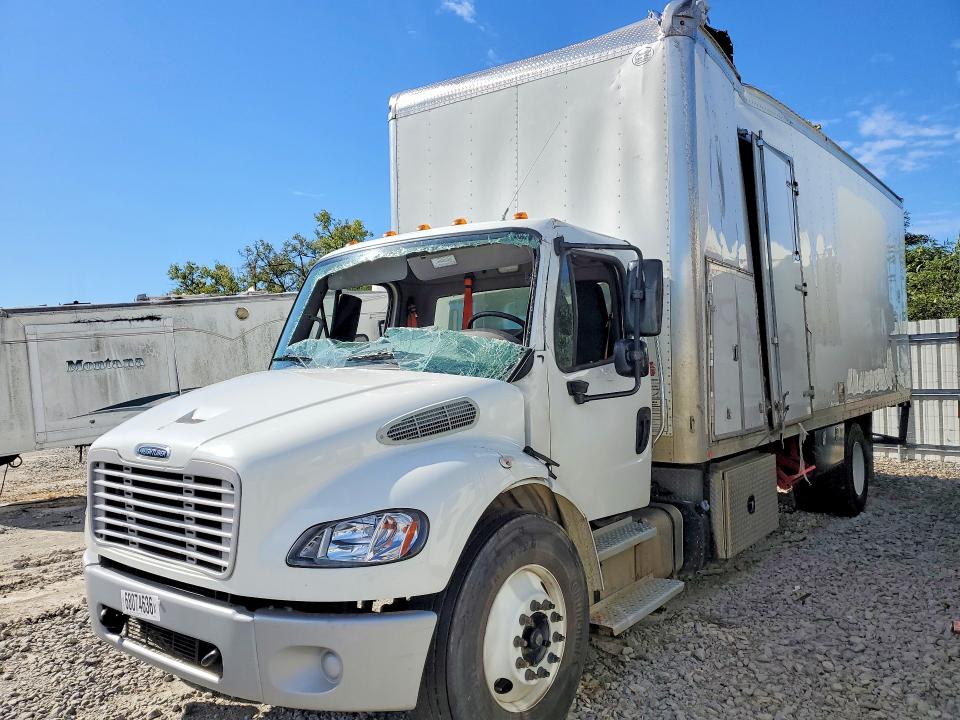 68074636 :رقم المزاد ، 1FVACWD39SHVL2360 vin ، 2025 Freightliner M2 مزاد بيع