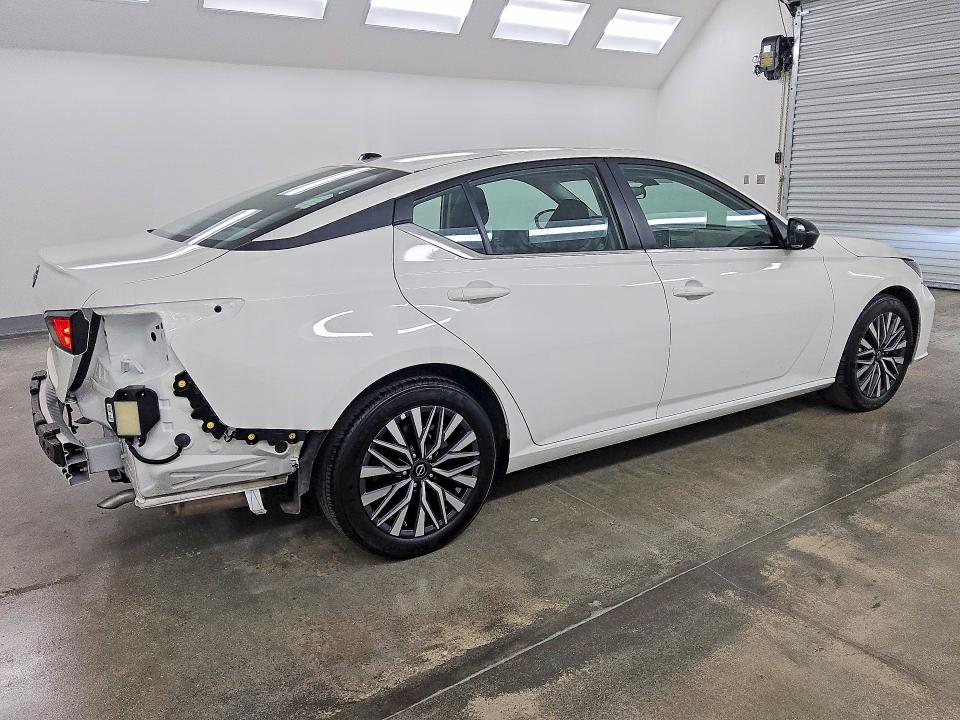 2026 Nissan Altima მანქანა იყიდება აუქციონზე, vin: 1N4BL4DV0TN326097, აუქციონის ნომერი: 70830636