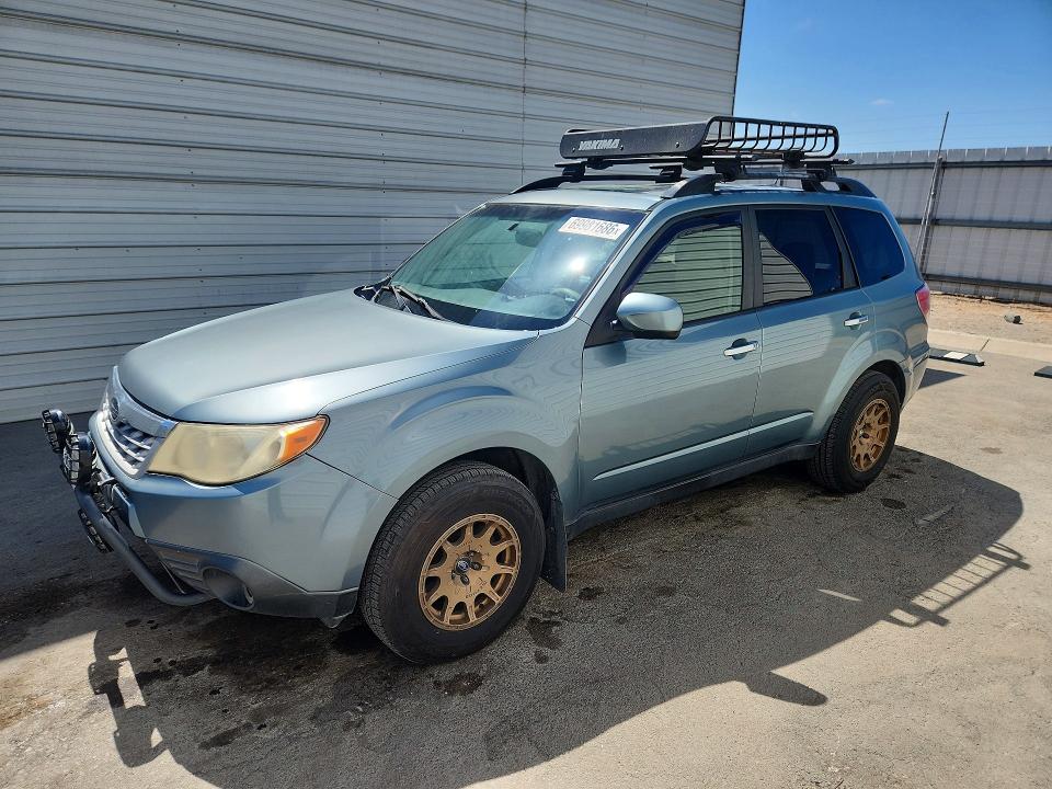 69981686 :رقم المزاد ، JF2SHADC9DG403758 vin ، 2013 Subaru Forester مزاد بيع