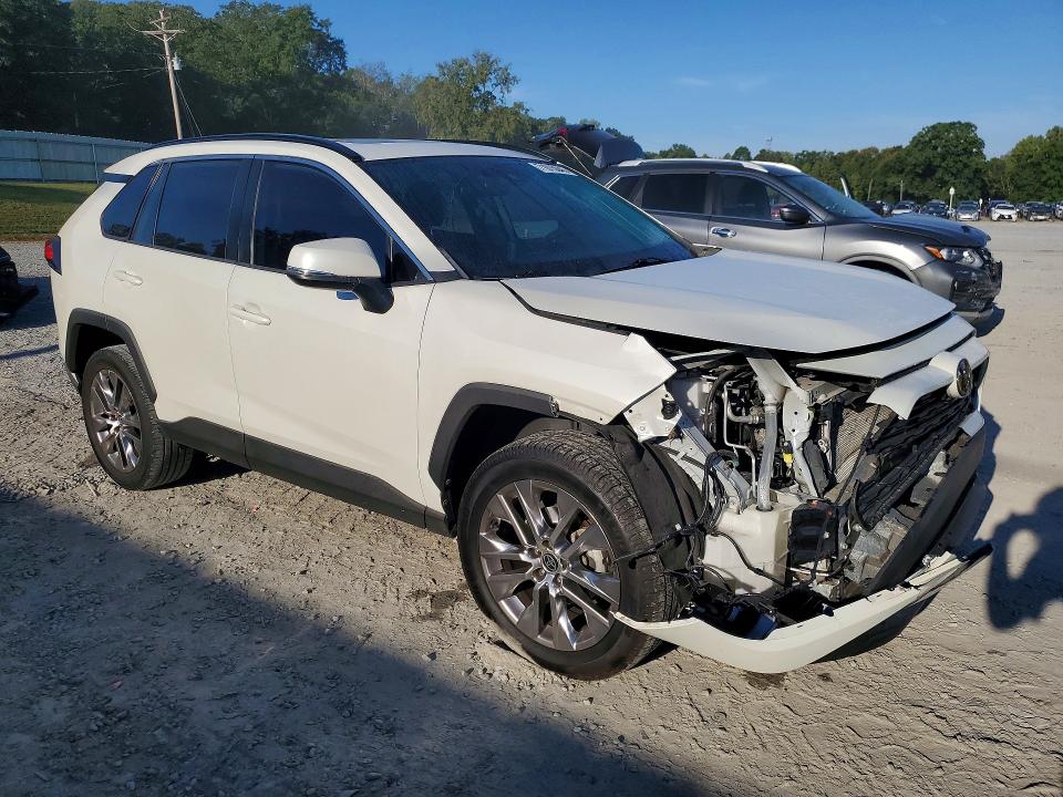 2021 Toyota Rav4 მანქანა იყიდება აუქციონზე, vin: 2T3C1RFVXMW130550, აუქციონის ნომერი: 71015046