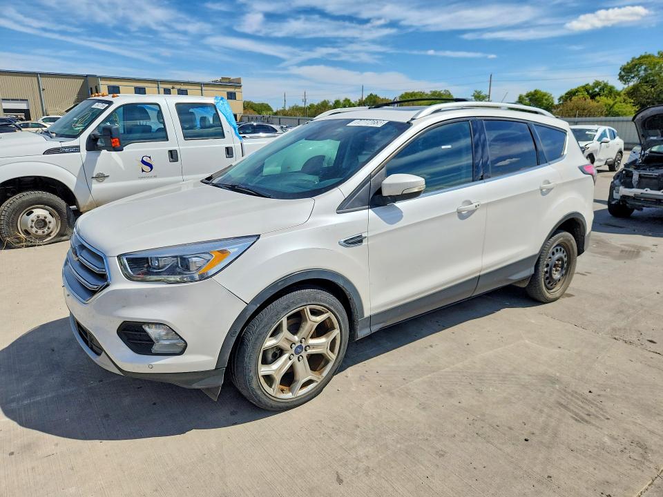 Auction sale of the 2017 Ford Escape, vin: 1FMCU0J93HUB35570, lot number: 70779686