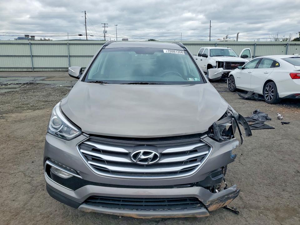 Продаж на аукціоні авто 2018 Hyundai Santa Fe Sport, vin: 5NMZUDLB7JH105037, номер лоту: 70981356