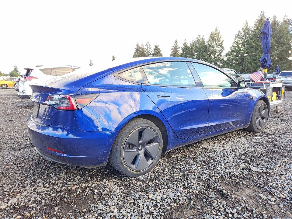 Auction sale of the 2021 Tesla Model 3, vin: 5YJ3E1EB9MF003680, lot number: 69615256