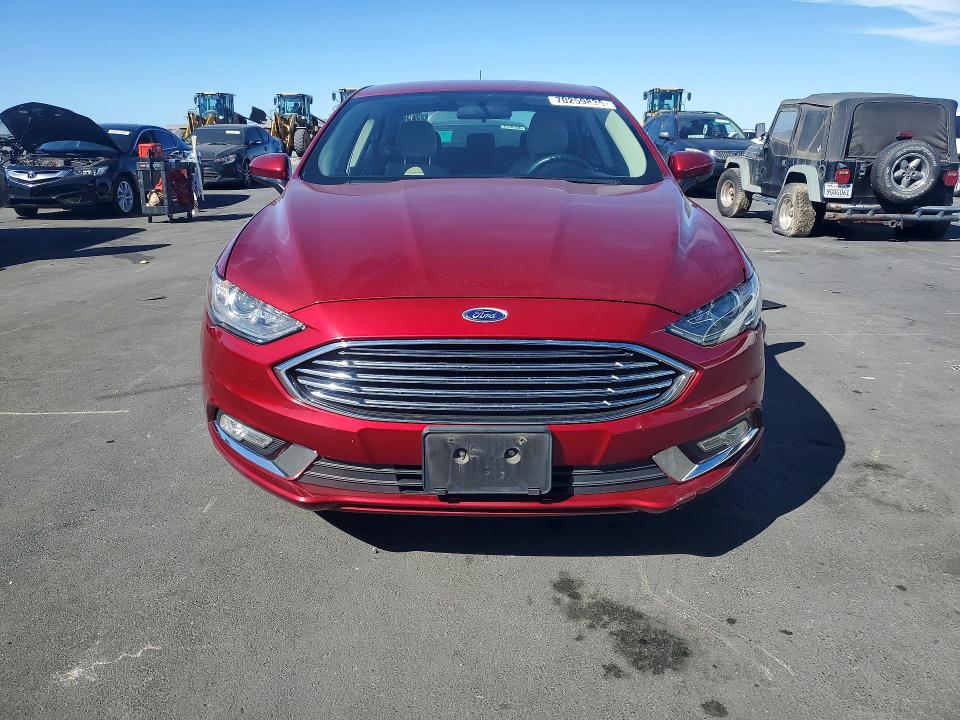 Продажа на аукционе авто 2017 Ford Fusion, vin: 3FA6P0H75HR414027, номер лота: 70259836