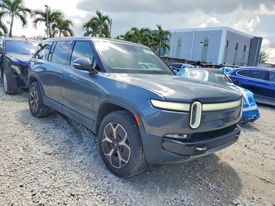 Auction sale of the 2024 Rivian R1s, vin: 7PDSGABA7RN036888, lot number: 67529906