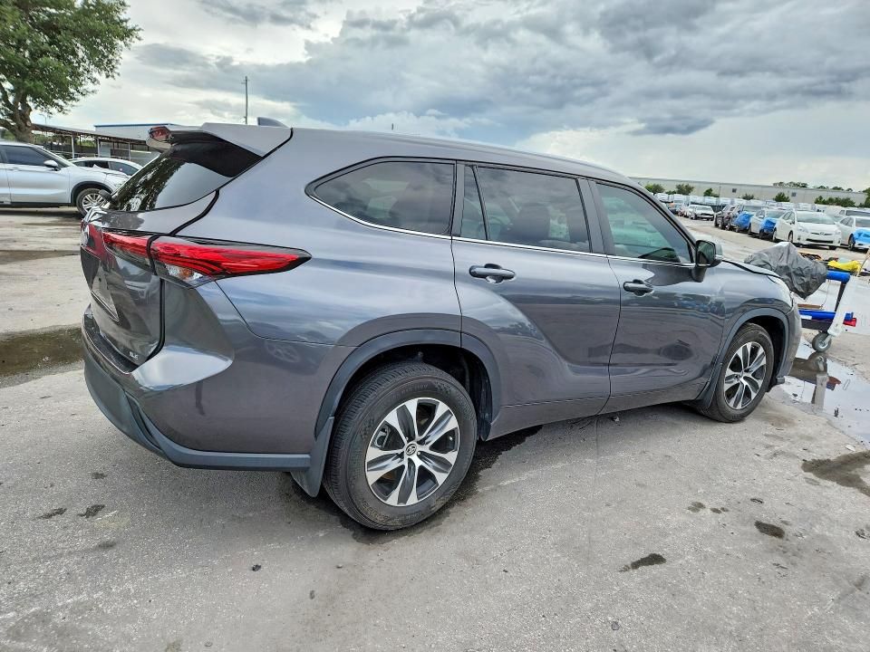 Aukcja sprzedaży 2023 Toyota Highlander, vin: 5TDKDRAH7PS521603, numer aukcji: 67208046