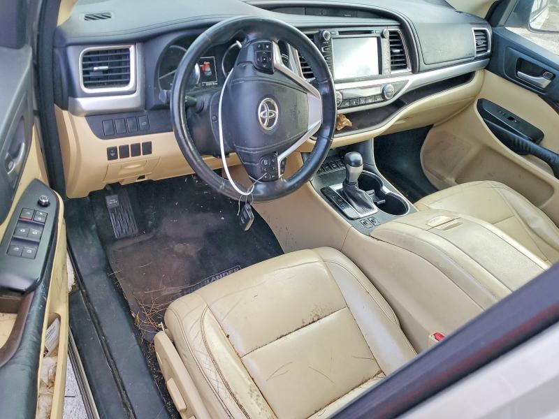 Продажа на аукционе авто 2015 Toyota Highlander, vin: 5TDJKRFH4FS131860, номер лота: 69865226