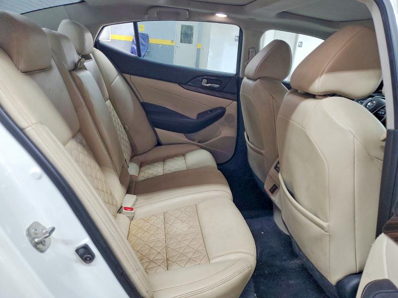 2018 Nissan Maxima მანქანა იყიდება აუქციონზე, vin: 1N4AA6AP3JC399332, აუქციონის ნომერი: 67075406