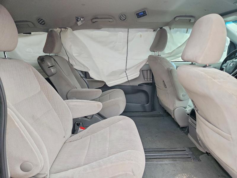 Продажа на аукционе авто 2017 Toyota Sienna, vin: 5TDKZ3DC5HS837954, номер лота: 69599646