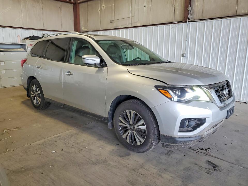 69005796 :رقم المزاد ، 5N1DR2MM6HC643507 vin ، 2017 Nissan Pathfinder مزاد بيع