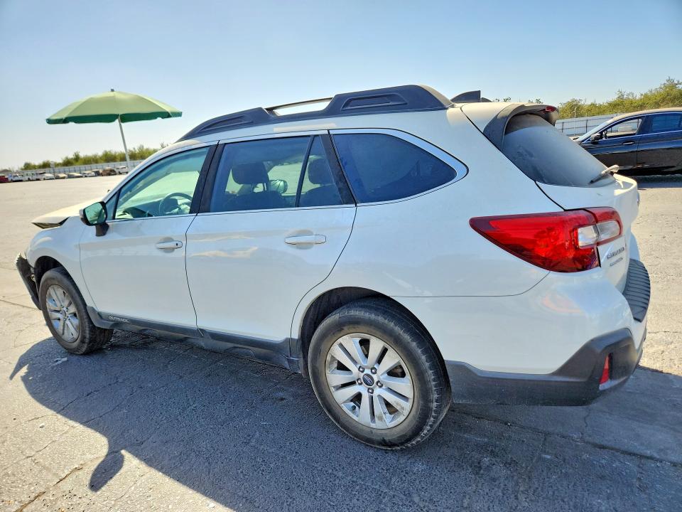 Продаж на аукціоні авто 2018 Subaru Outback, vin: 4S4BSAHC6J3381114, номер лоту: 70144196