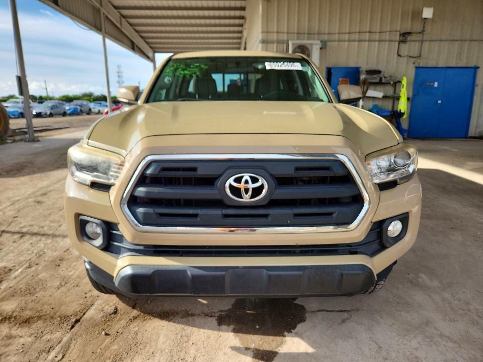 69925496 :رقم المزاد ، 5TFAZ5CN6GX012329 vin ، 2016 Toyota Tacoma مزاد بيع