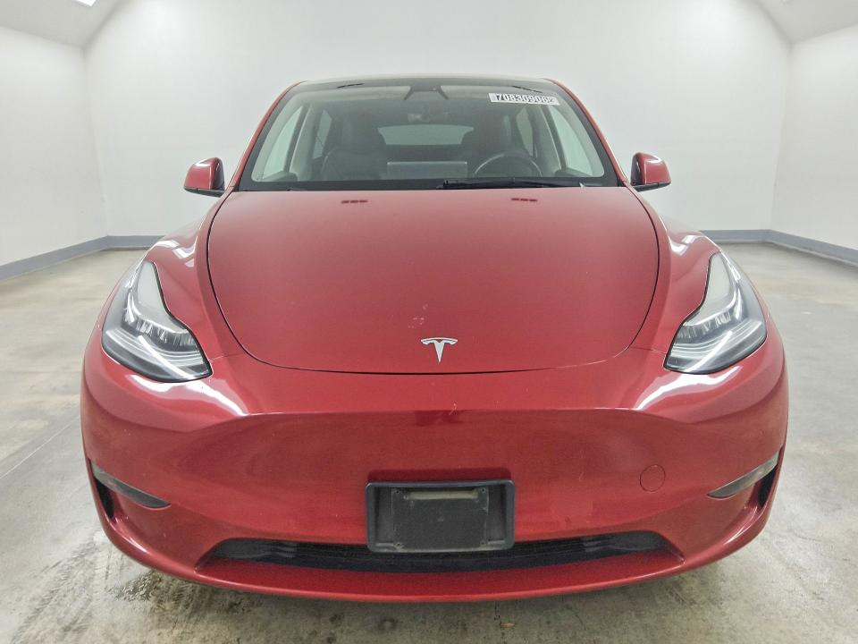 70830906 :رقم المزاد ، 7SAYGDEE4NF481263 vin ، 2022 Tesla Model Y مزاد بيع