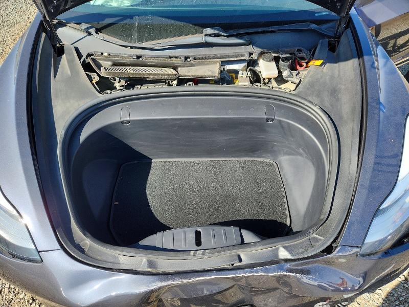 Продажа на аукционе авто 2018 Tesla Model 3, vin: 5YJ3E1EB2JF128600, номер лота: 70277836