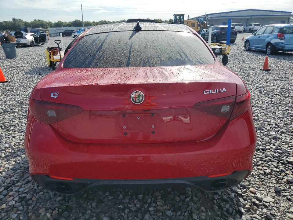 69499556 :رقم المزاد ، ZARFAMBN5P7669735 vin ، 2023 Alfa Romeo Giulia مزاد بيع