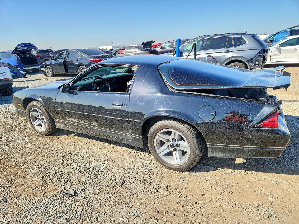 1987 Chevrolet Camaro მანქანა იყიდება აუქციონზე, vin: 1G1FP2181HN170073, აუქციონის ნომერი: 70700016