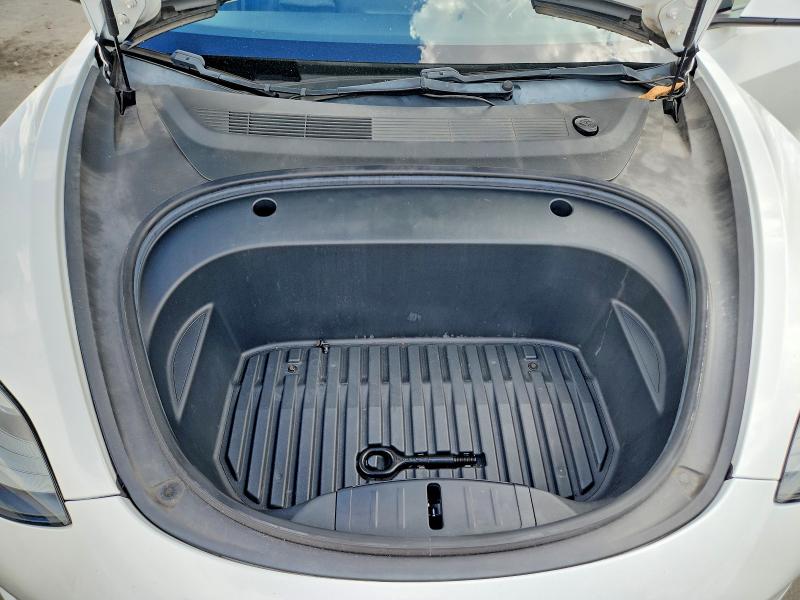 Продажа на аукционе авто 2021 Tesla Model 3, vin: 5YJ3E1EB4MF988387, номер лота: 68840386