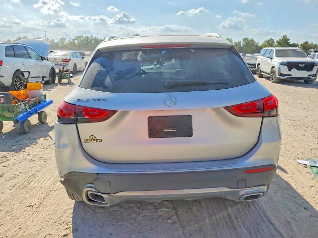 Продажа на аукционе авто 2021 Mercedes-benz Gla, vin: W1N4N4GB4MJ194378, номер лота: 70795476