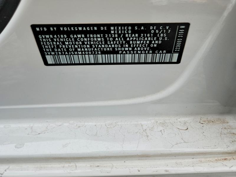 70650926 :رقم المزاد ، 3VW2B7AJ5HM400726 vin ، 2017 Volkswagen Jetta مزاد بيع