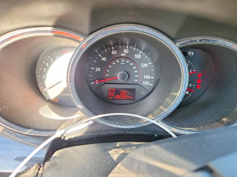 2011 Kia Sorento მანქანა იყიდება აუქციონზე, vin: 5XYKTDA29BG096036, აუქციონის ნომერი: 69343636