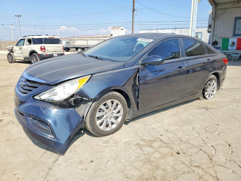 70500926 :رقم المزاد ، 5NPEB4AC7DH555696 vin ، 2013 Hyundai Sonata Gls Automatic مزاد بيع