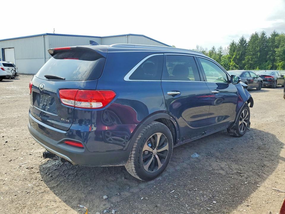 67304176 :رقم المزاد ، 5XYPHDA59GG018638 vin ، 2016 Kia Sorento مزاد بيع