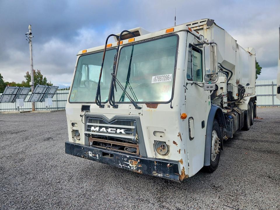 2016 Mack 600 მანქანა იყიდება აუქციონზე, vin: 1M2AU04C8GM010240, აუქციონის ნომერი: 67997096