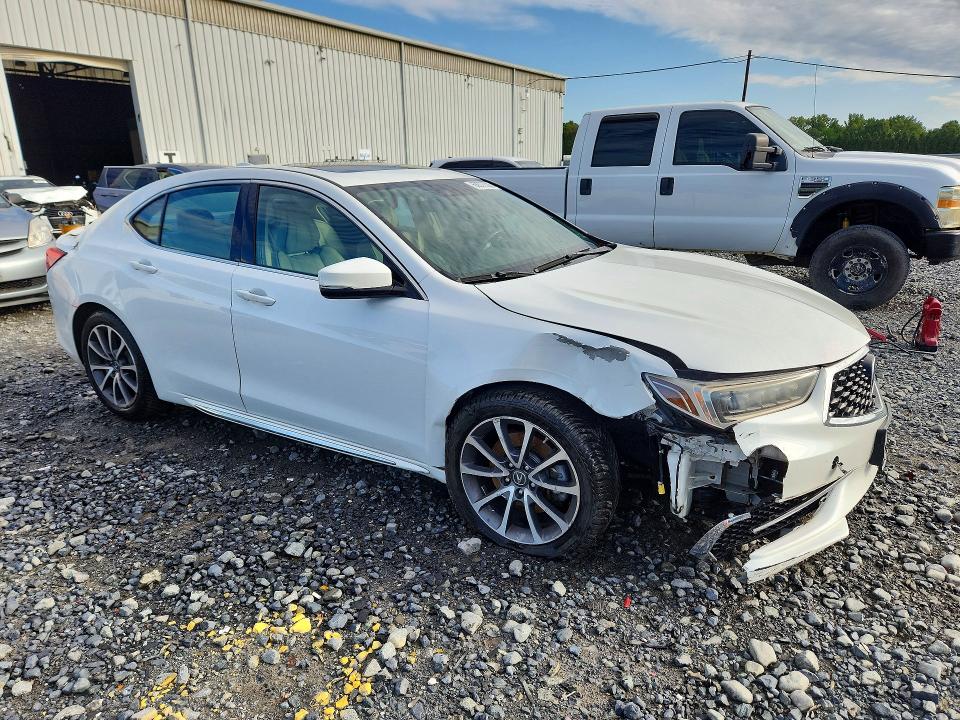 2018 Acura Tlx მანქანა იყიდება აუქციონზე, vin: 19UUB2F58JA002215, აუქციონის ნომერი: 68573326