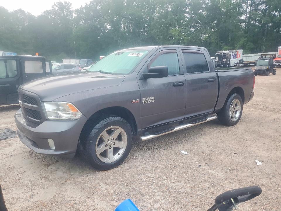 69288336 :رقم المزاد ، 1C6RR7KT4FS690921 vin ، 2015 Ram 1500 مزاد بيع