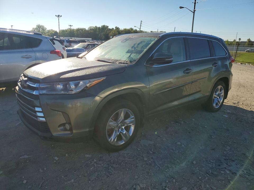 70750026 :رقم المزاد ، 5TDDZRFHXHS439482 vin ، 2017 Toyota Highlander مزاد بيع