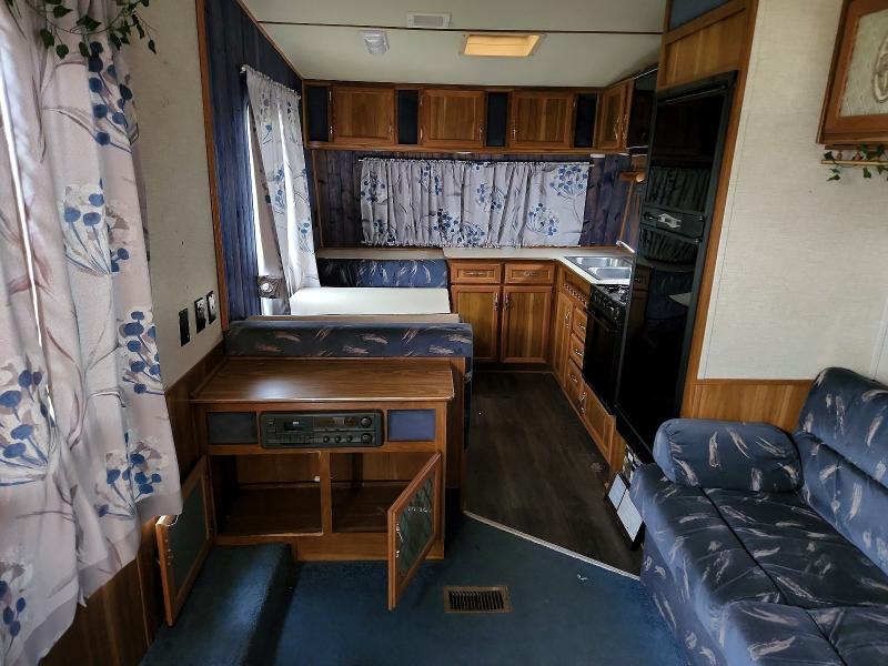 68359596 :رقم المزاد ، 47CF20P26P1034362 vin ، 1993 Dutchmen Travel Travel Tra مزاد بيع