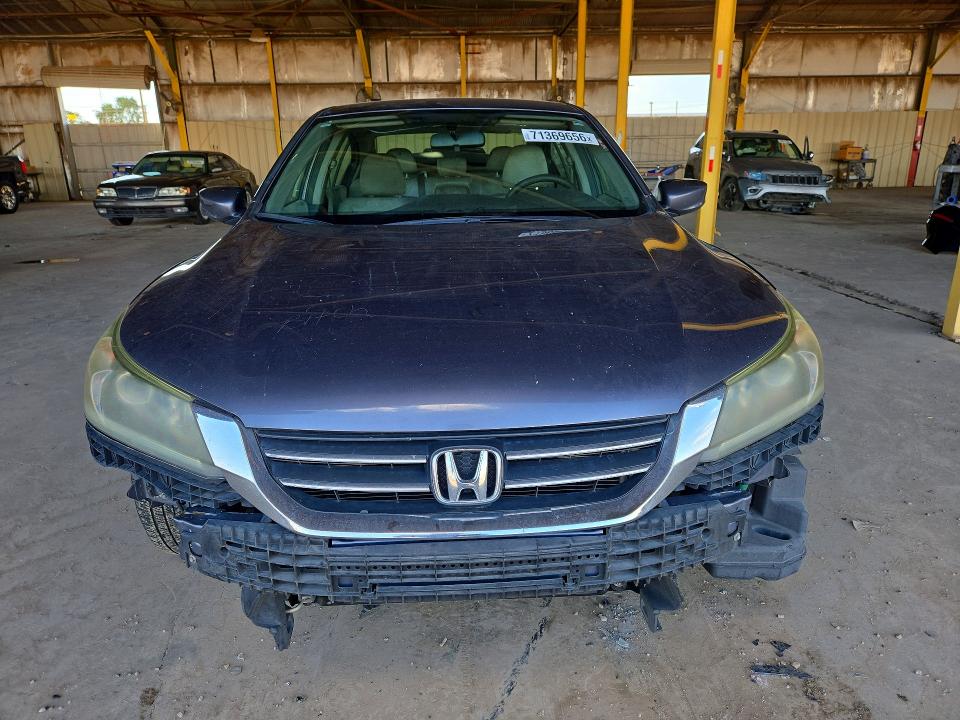 2014 Honda Accord მანქანა იყიდება აუქციონზე, vin: 1HGCR2F32EA288137, აუქციონის ნომერი: 71369656