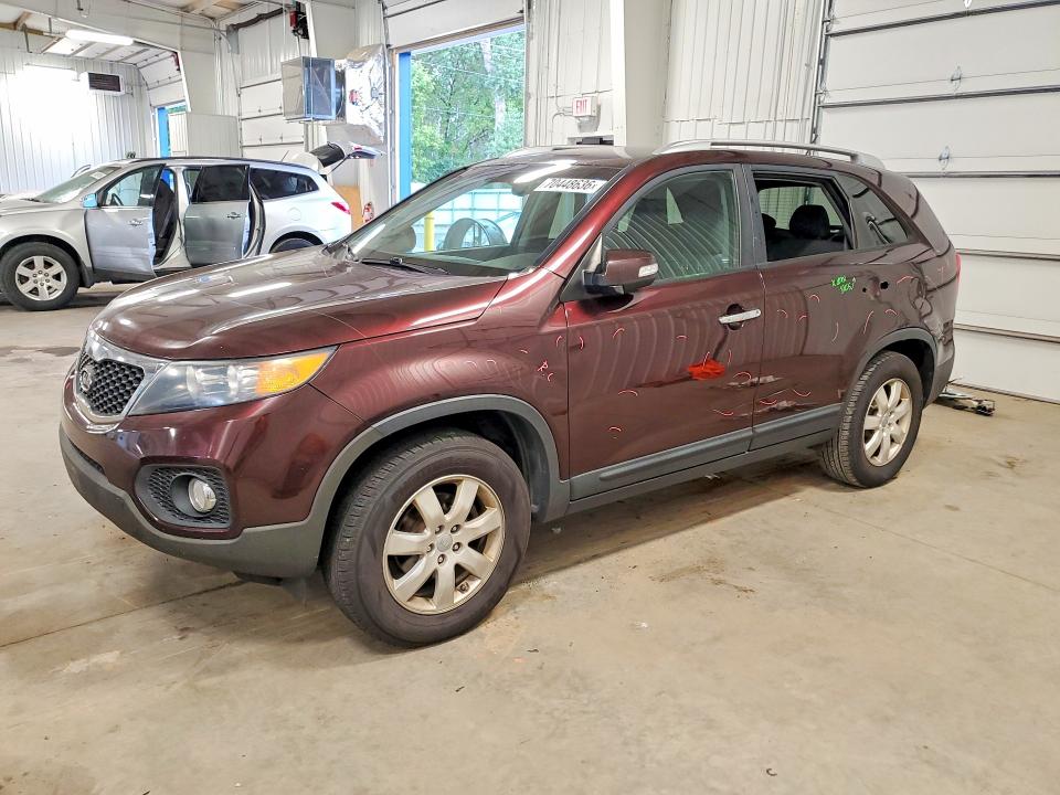 2013 Kia Sorento მანქანა იყიდება აუქციონზე, vin: 5XYKT3A64DG397264, აუქციონის ნომერი: 70448636