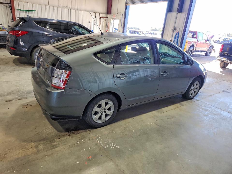 Продаж на аукціоні авто 2005 Toyota Prius, vin: JTDKB20U353126036, номер лоту: 70661306