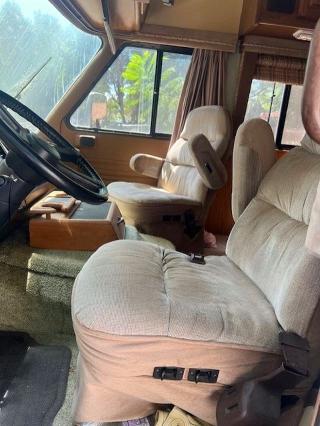 67857946 :رقم المزاد ، 1GBKP37WXK3309612 vin ، 1989 Chevrolet P30 مزاد بيع