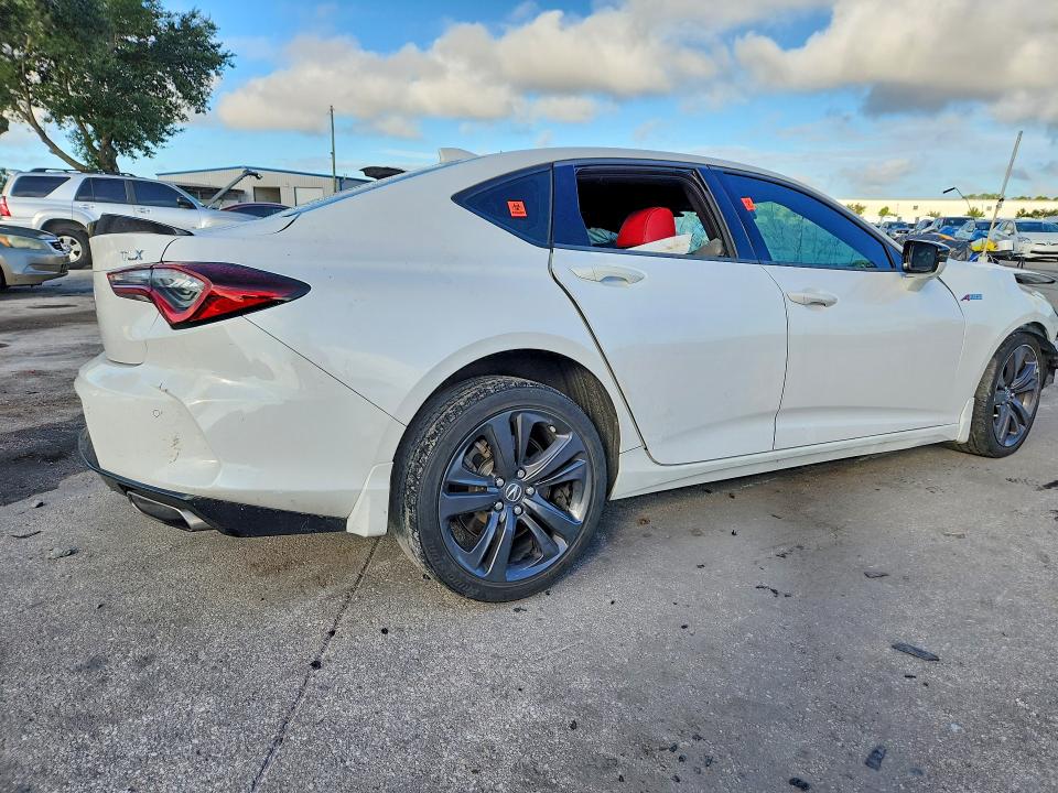 Продажа на аукционе авто 2022 Acura Tlx, vin: 19UUB5F55NA003667, номер лота: 67605706