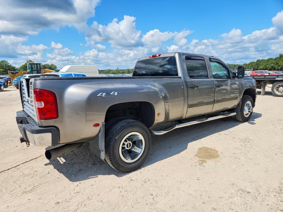 70141166 :رقم المزاد ، 1GTJK33678F174009 vin ، 2008 Gmc Sierra مزاد بيع