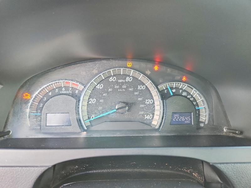 69393796 :رقم المزاد ، 4T1BF1FK7EU408349 vin ، 2014 Toyota Camry مزاد بيع