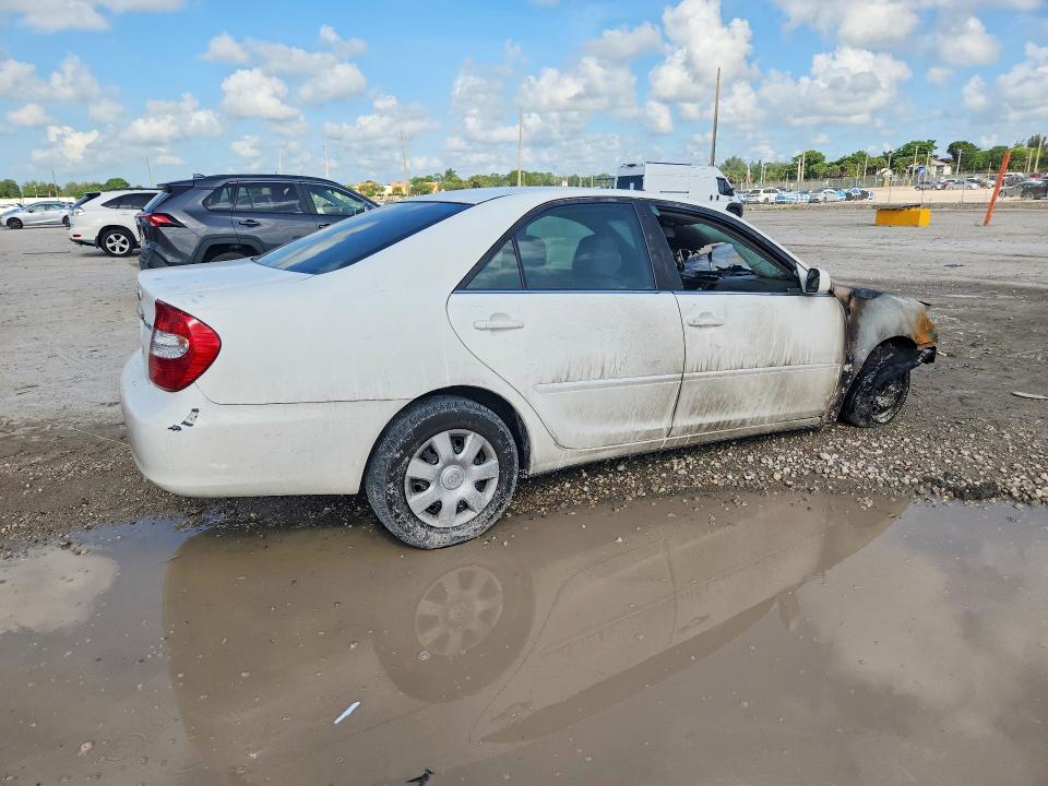 Продажа на аукционе авто 2002 Toyota Camry, vin: 4T1BE32K42U098967, номер лота: 68983876