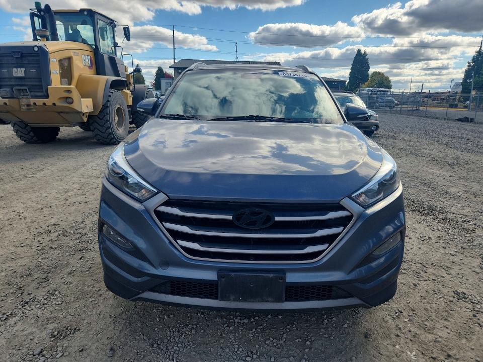 Продажа на аукционе авто 2016 Hyundai Tucson, vin: KM8J33A29GU027435, номер лота: 69734716