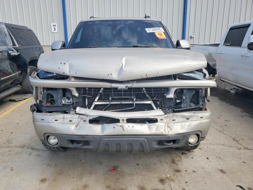 67388096 :رقم المزاد ، 3GNFK16Z76G115223 vin ، 2006 Chevrolet Suburban مزاد بيع