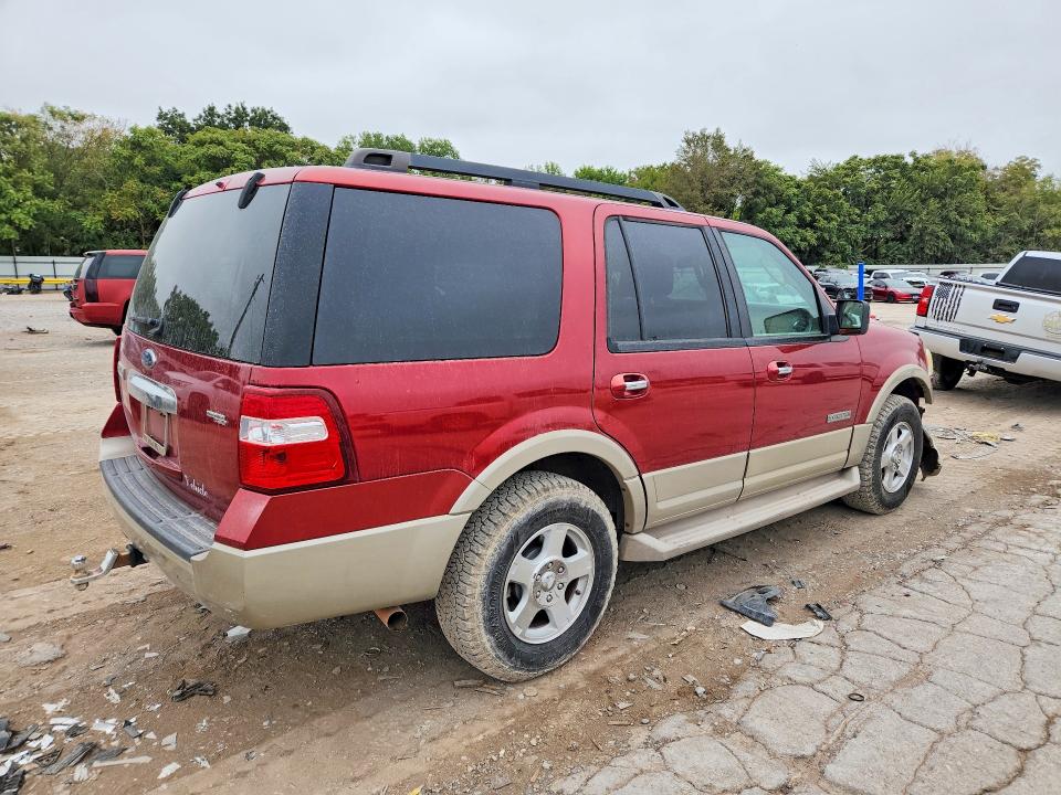 69632006 :رقم المزاد ، 1FMFU17567LA60133 vin ، 2007 Ford Expedition مزاد بيع