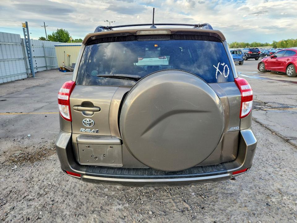 68646376 :رقم المزاد ، 2T3BF4DV0CW207623 vin ، 2012 Toyota Rav4 مزاد بيع