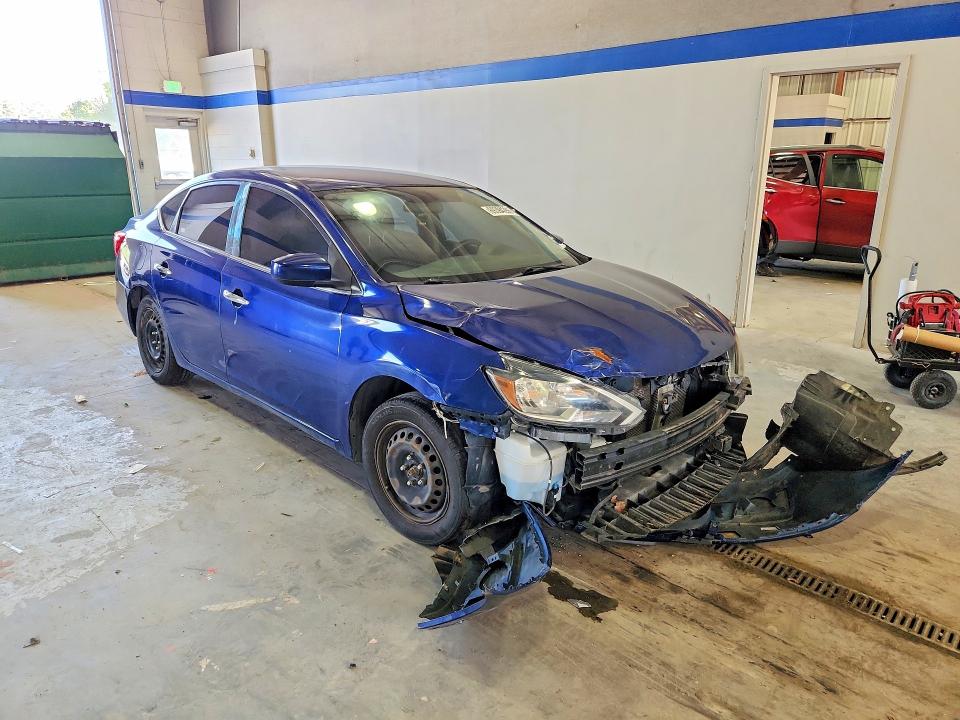 69394296 :رقم المزاد ، 3N1AB7AP6JY325992 vin ، 2018 Nissan Sentra مزاد بيع