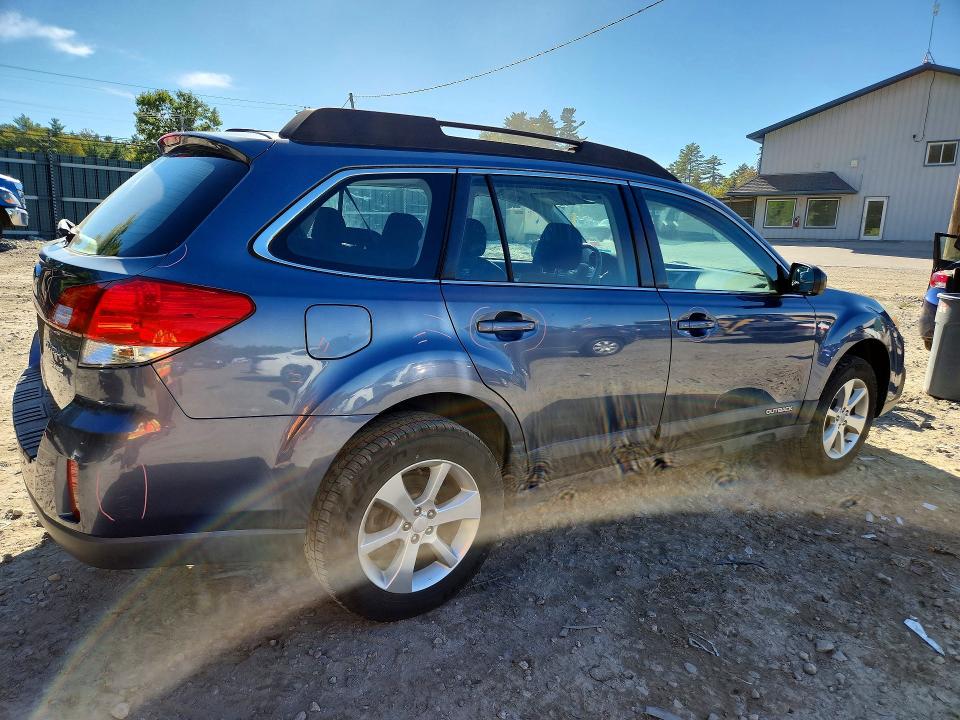 Продажа на аукционе авто 2014 Subaru Outback, vin: 4S4BRBAC2E3229851, номер лота: 70442076