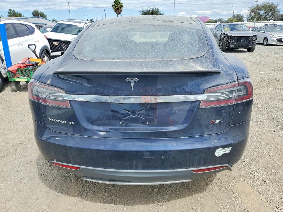 2013 Tesla Model S მანქანა იყიდება აუქციონზე, vin: 5YJSA1DP8DFP06935, აუქციონის ნომერი: 68047886