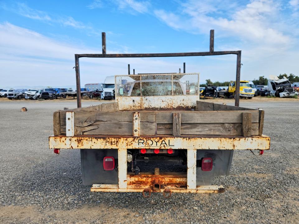 69465666 :رقم المزاد ، 3GBKC34GX1M101798 vin ، 2001 Chevrolet Silverado مزاد بيع